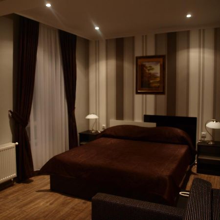 Hotel Mimoza Razgrad Kültér fotó