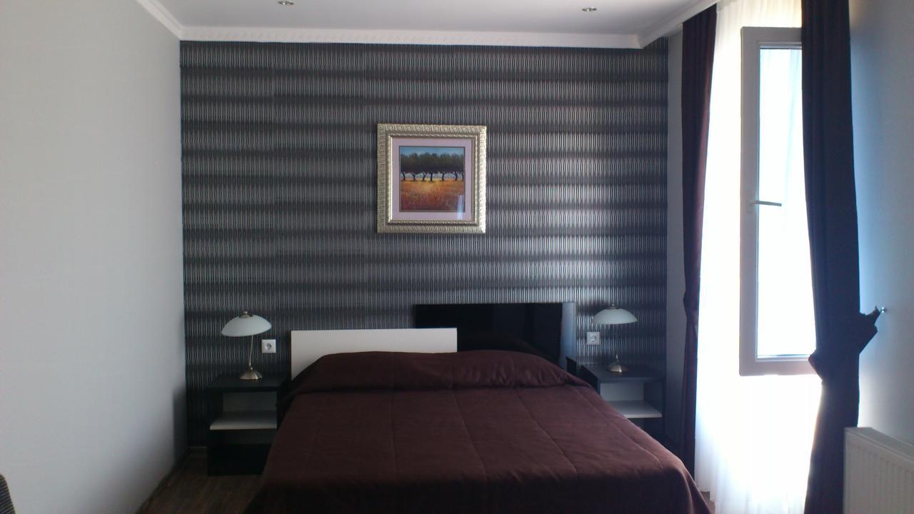 Hotel Mimoza Razgrad Kültér fotó