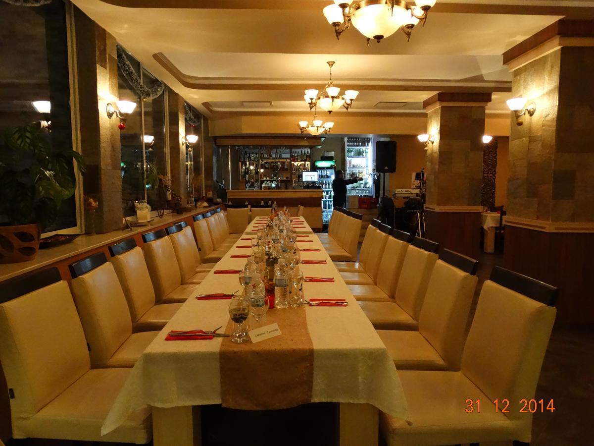 Hotel Mimoza Razgrad Kültér fotó