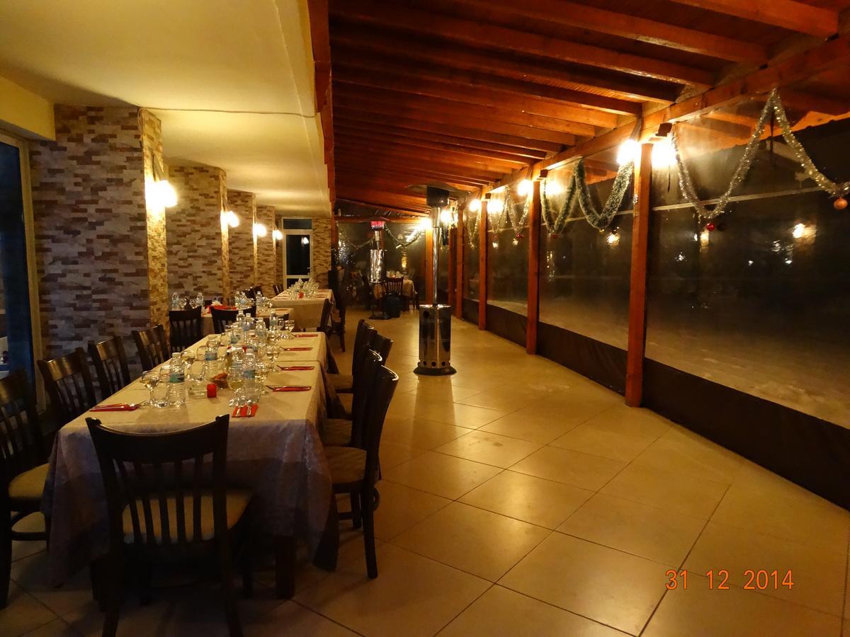 Hotel Mimoza Razgrad Kültér fotó