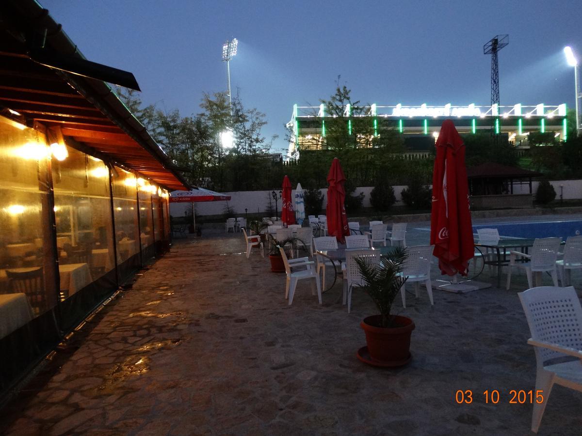 Hotel Mimoza Razgrad Kültér fotó