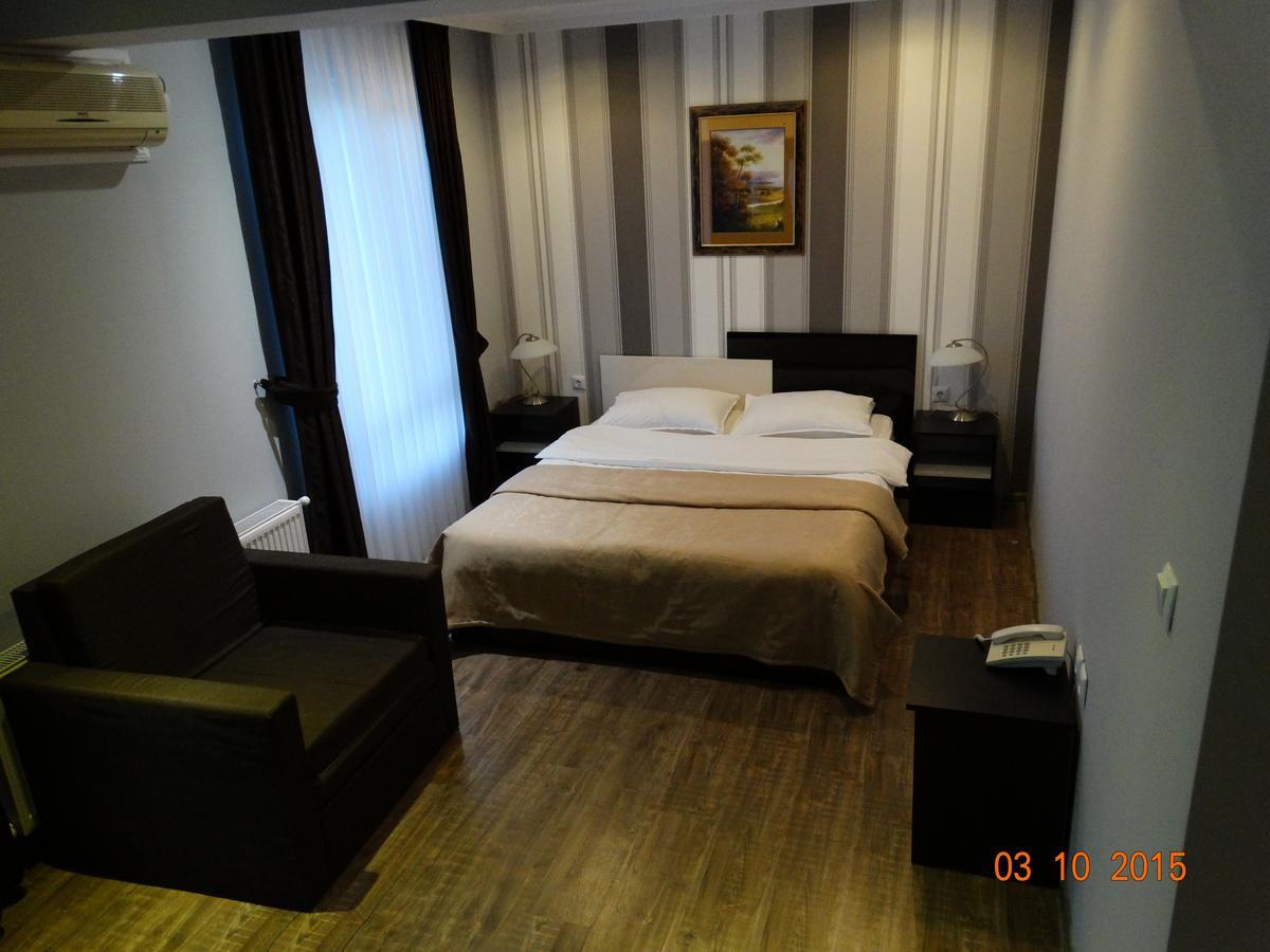 Hotel Mimoza Razgrad Kültér fotó