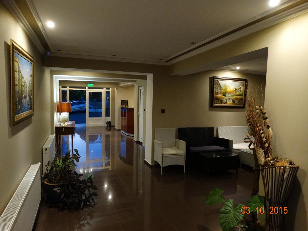 Hotel Mimoza Razgrad Kültér fotó
