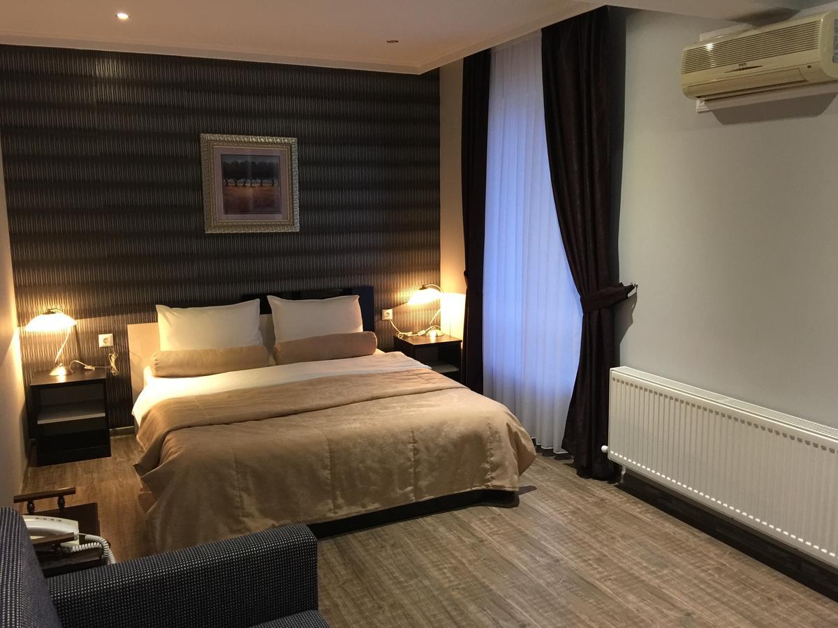 Hotel Mimoza Razgrad Kültér fotó